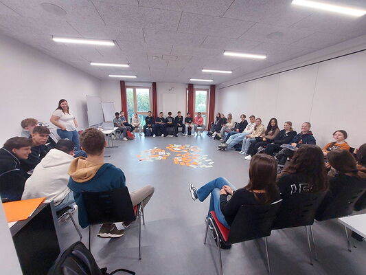 Schüler der Erich-Bracher-Schule bei den Kennenlerntagen in Heilbronn.